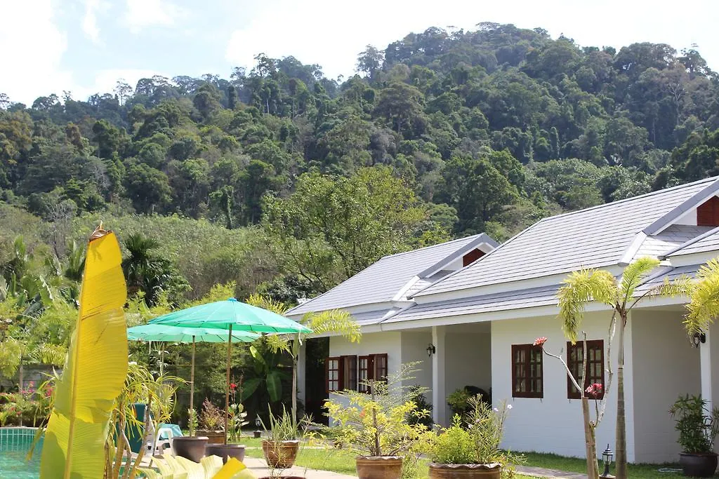 Villa Colina Khao Lak Rooms And Bungalows - Adults Only 3*,