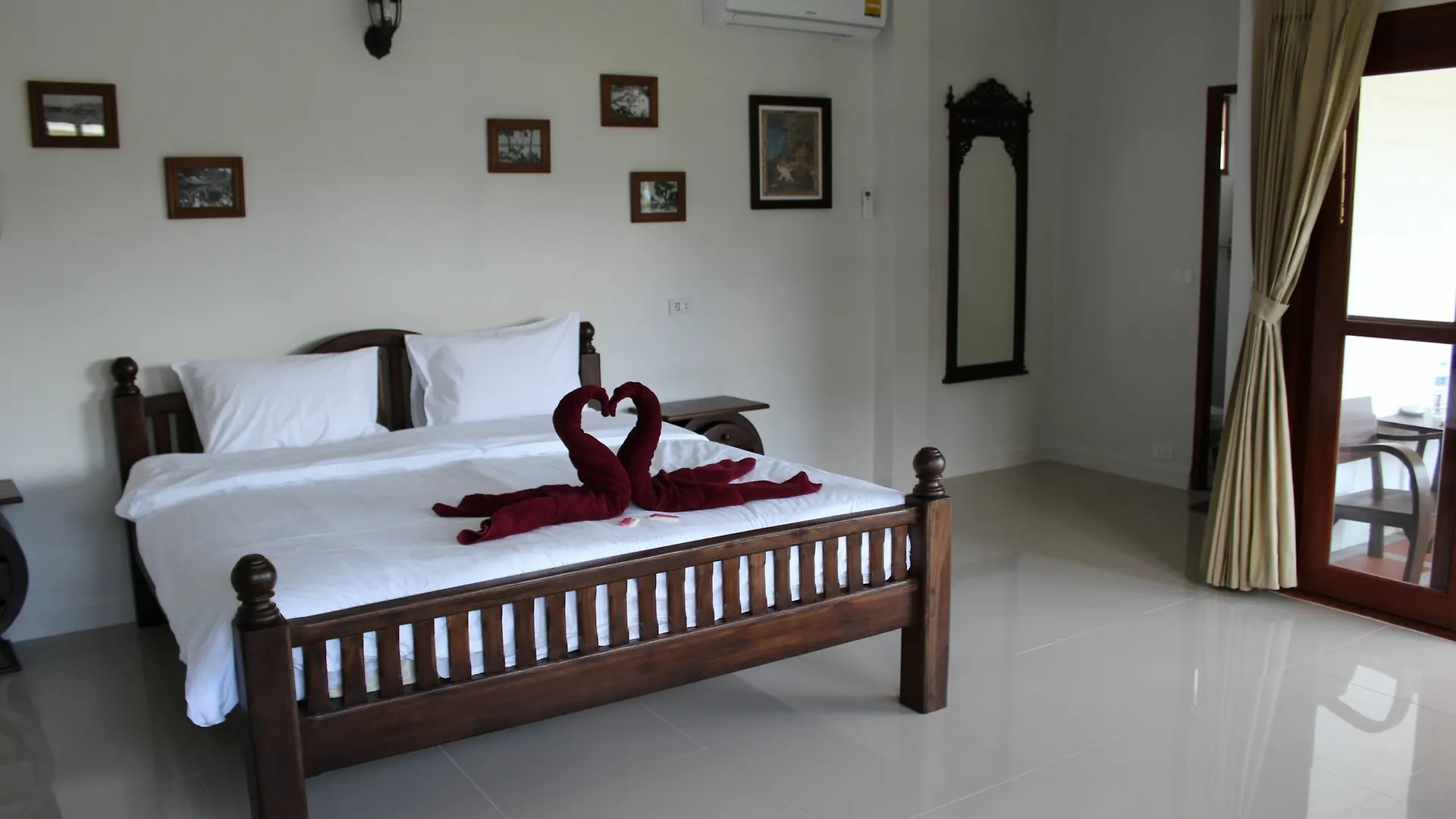 Pensión Villa Colina Khao Lak Rooms And Bungalows - Adults Only